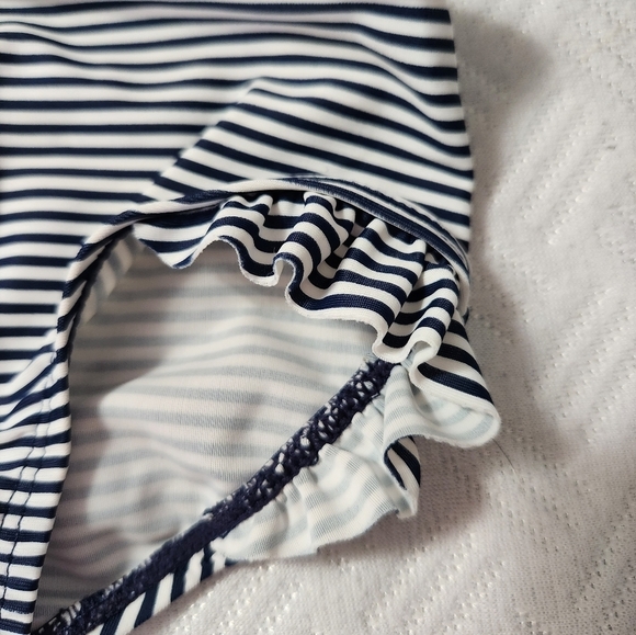 Girls Carter's 2 piece swimsuit swimsuit‎ size 9 months - Picture 8 of 9